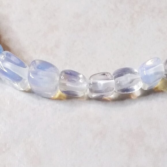 Pet Lovers - Fox Pom Cat!!! Stunning Iridescent Opalite + Blue Howlite Bracelet - Picture 8 of 10